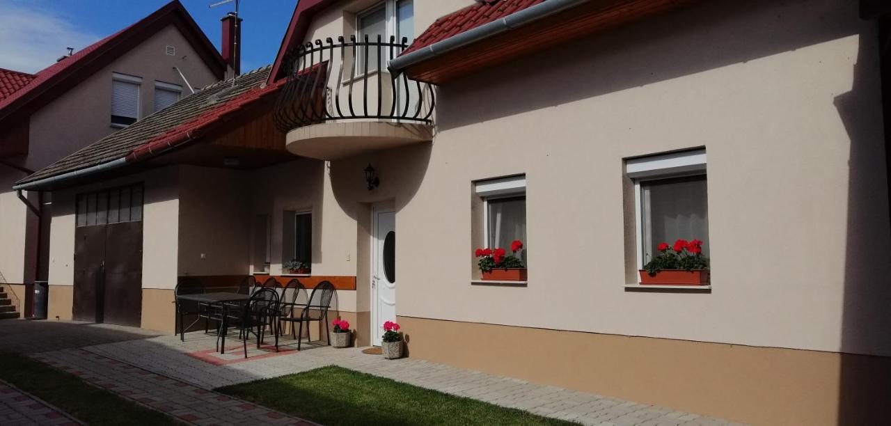 Radek Vendégház és Apartman Halászi Kültér fotó